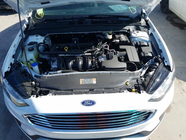 Photo 6 VIN: 3FA6P0H75LR195269 - FORD FUSION SE 