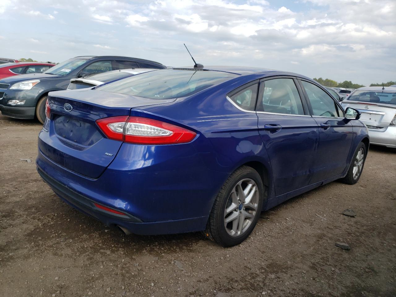 Photo 2 VIN: 3FA6P0H76DR212744 - FORD FUSION 