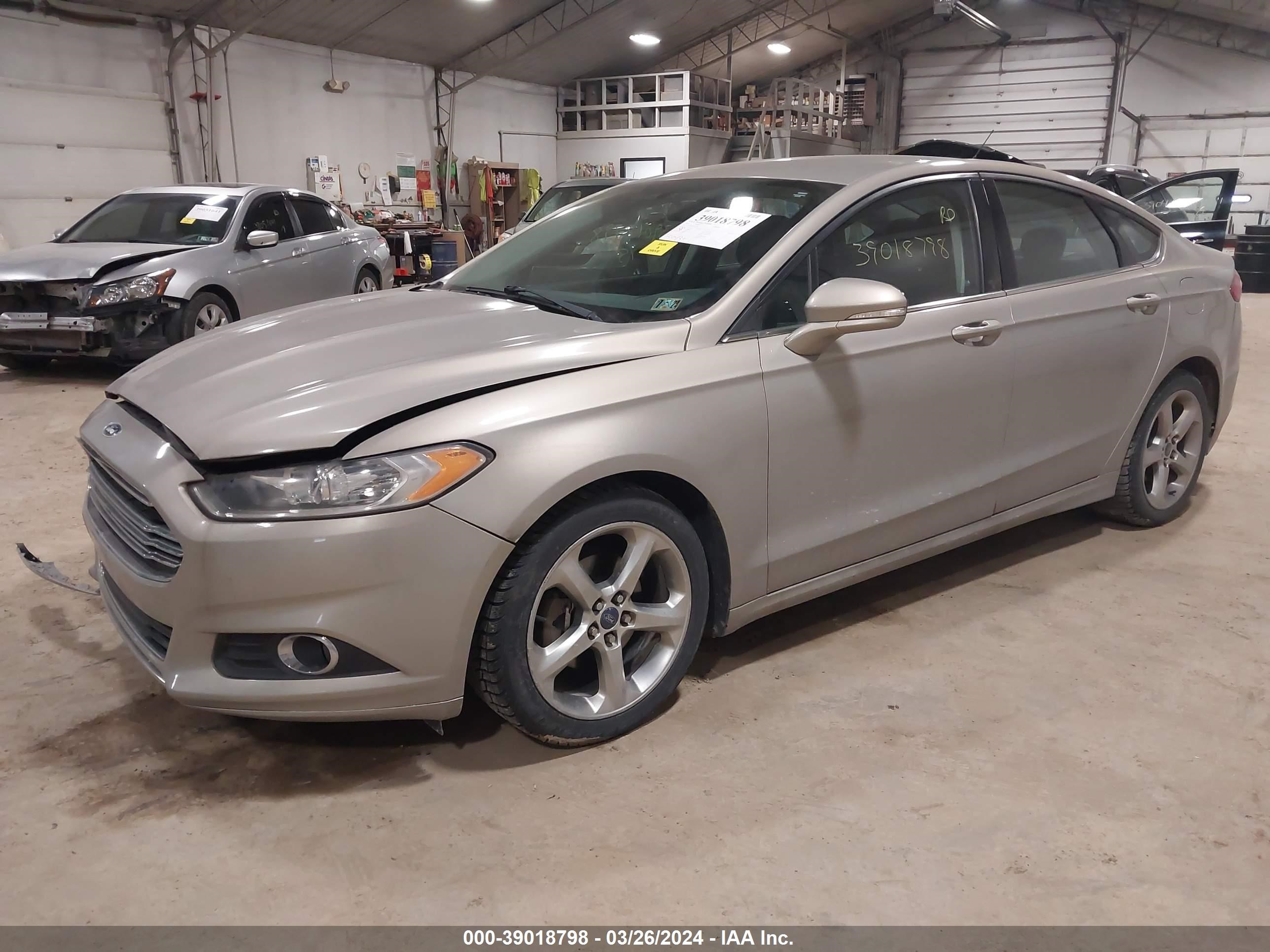 Photo 1 VIN: 3FA6P0H76FR132847 - FORD FUSION 