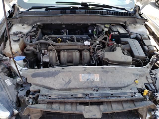 Photo 6 VIN: 3FA6P0H76FR145601 - FORD FUSION SE 