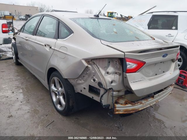 Photo 2 VIN: 3FA6P0H76FR232463 - FORD FUSION 