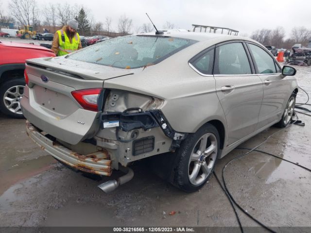 Photo 3 VIN: 3FA6P0H76FR232463 - FORD FUSION 