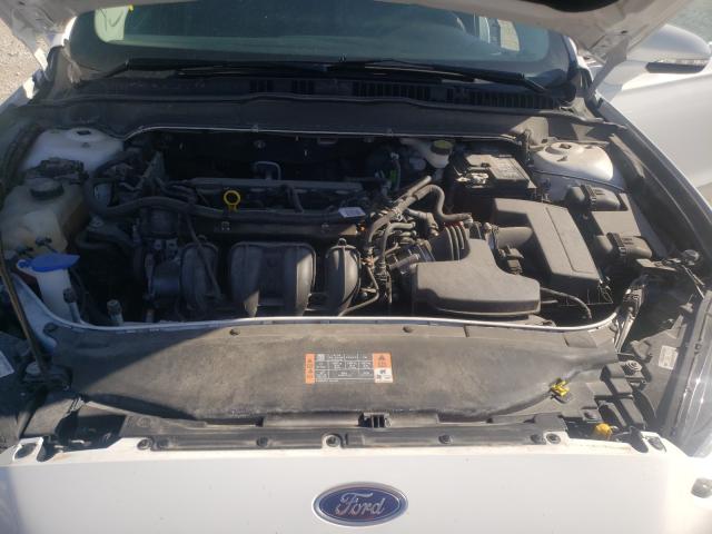 Photo 6 VIN: 3FA6P0H76GR164215 - FORD FUSION SE 