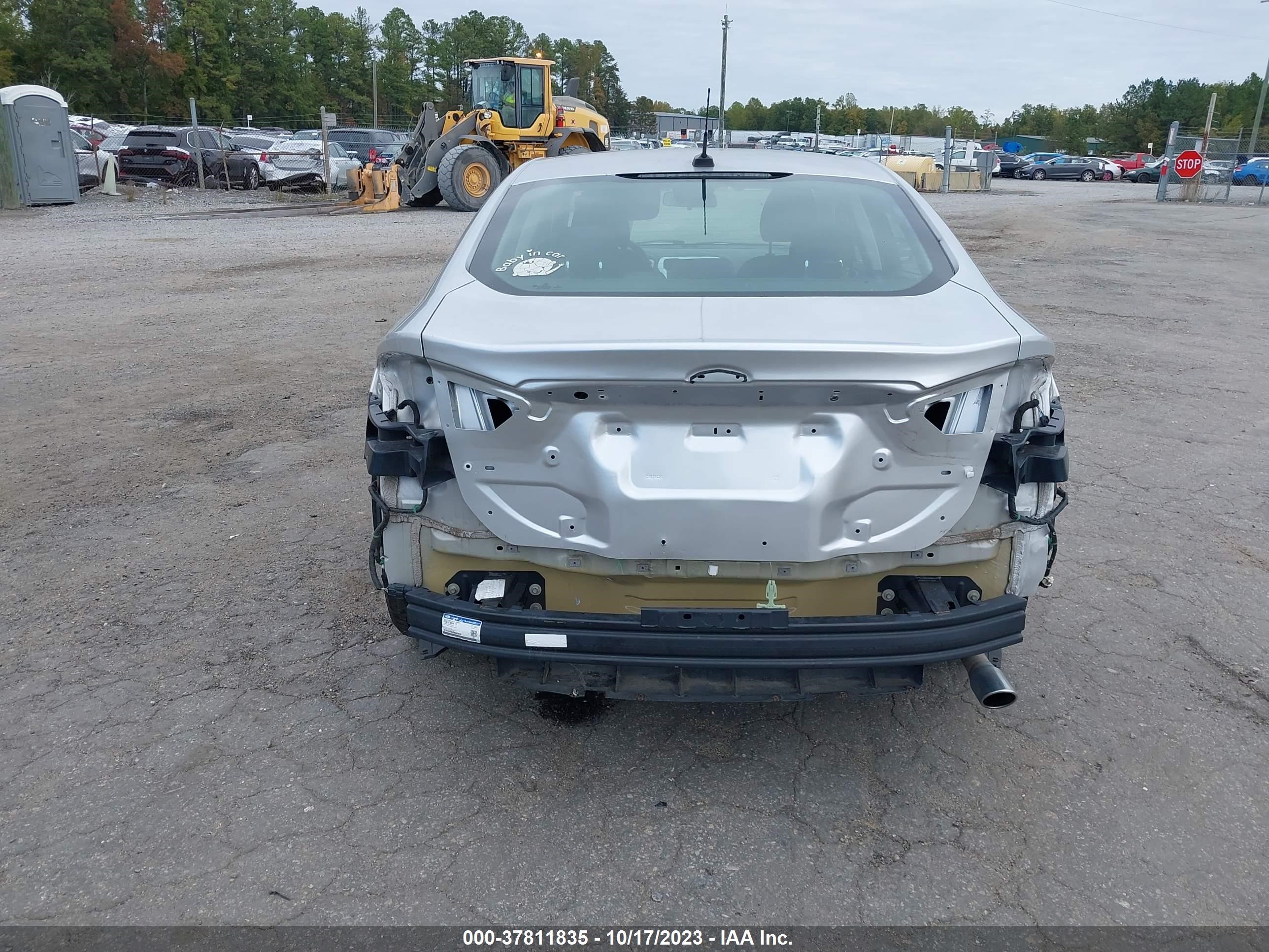 Photo 15 VIN: 3FA6P0H76GR175506 - FORD FUSION 