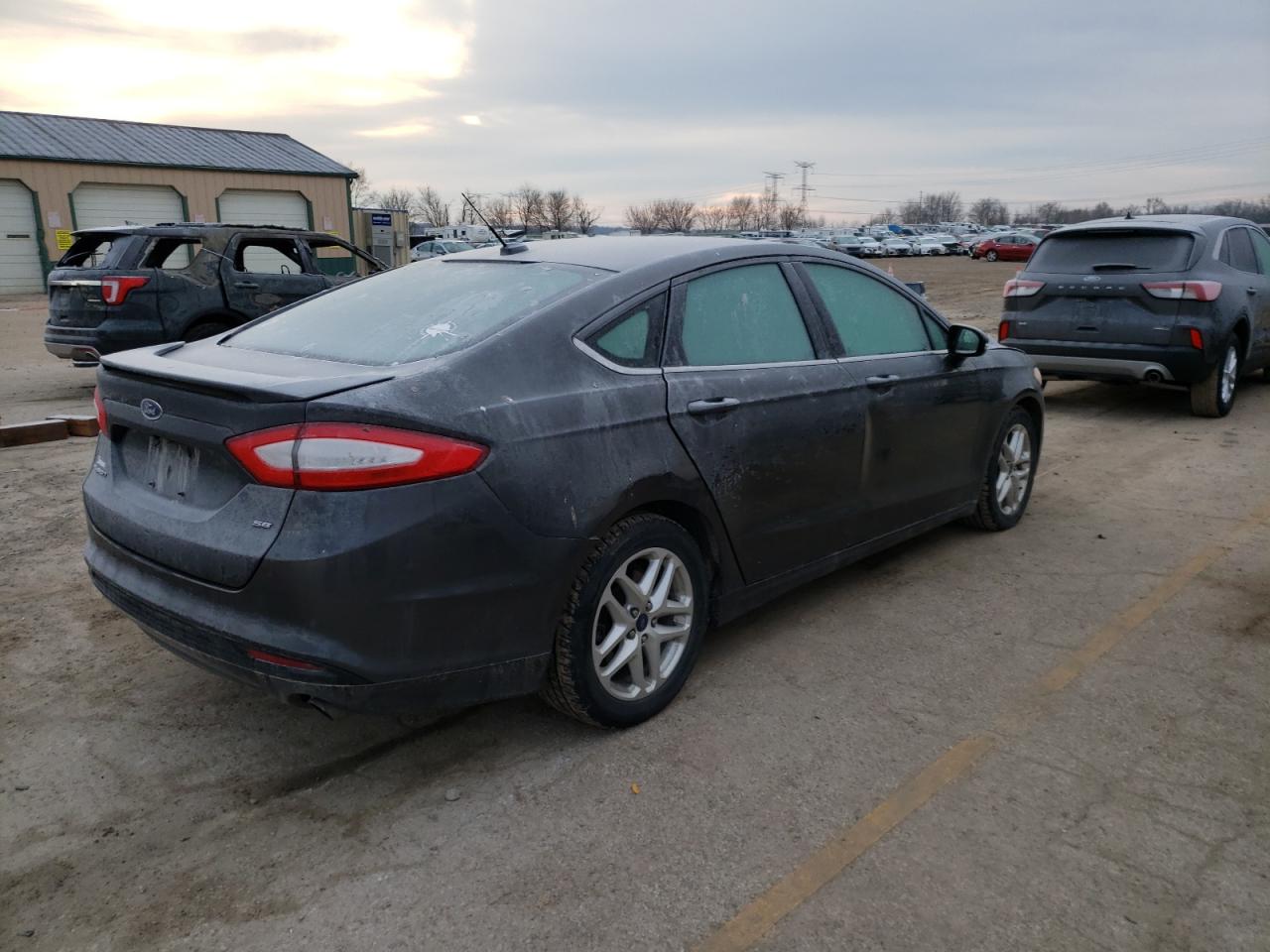 Photo 2 VIN: 3FA6P0H76GR200677 - FORD FUSION 