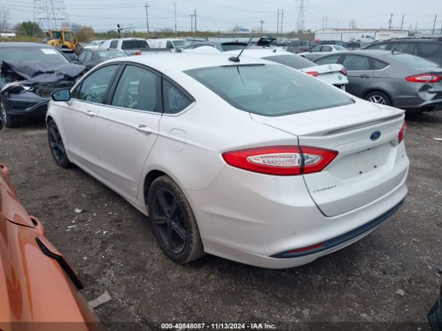 Photo 2 VIN: 3FA6P0H76GR205894 - FORD FUSION 