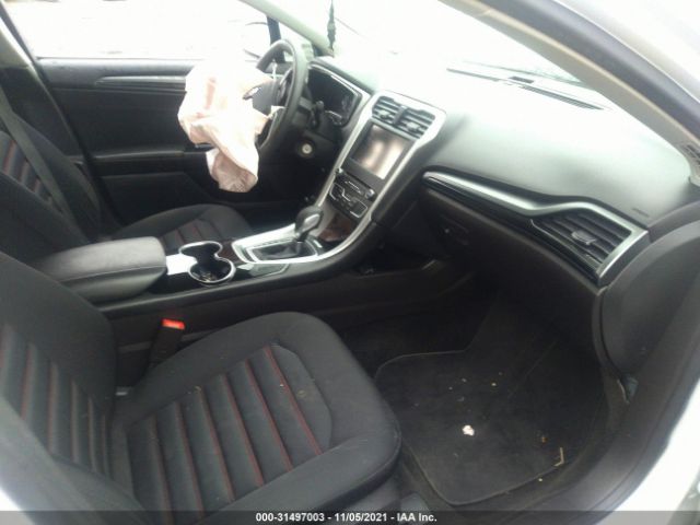 Photo 4 VIN: 3FA6P0H76GR233260 - FORD FUSION 