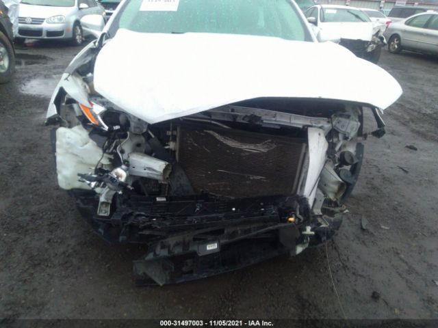 Photo 5 VIN: 3FA6P0H76GR233260 - FORD FUSION 