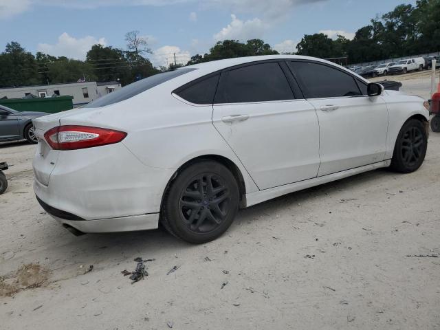 Photo 2 VIN: 3FA6P0H76GR306966 - FORD FUSION SE 