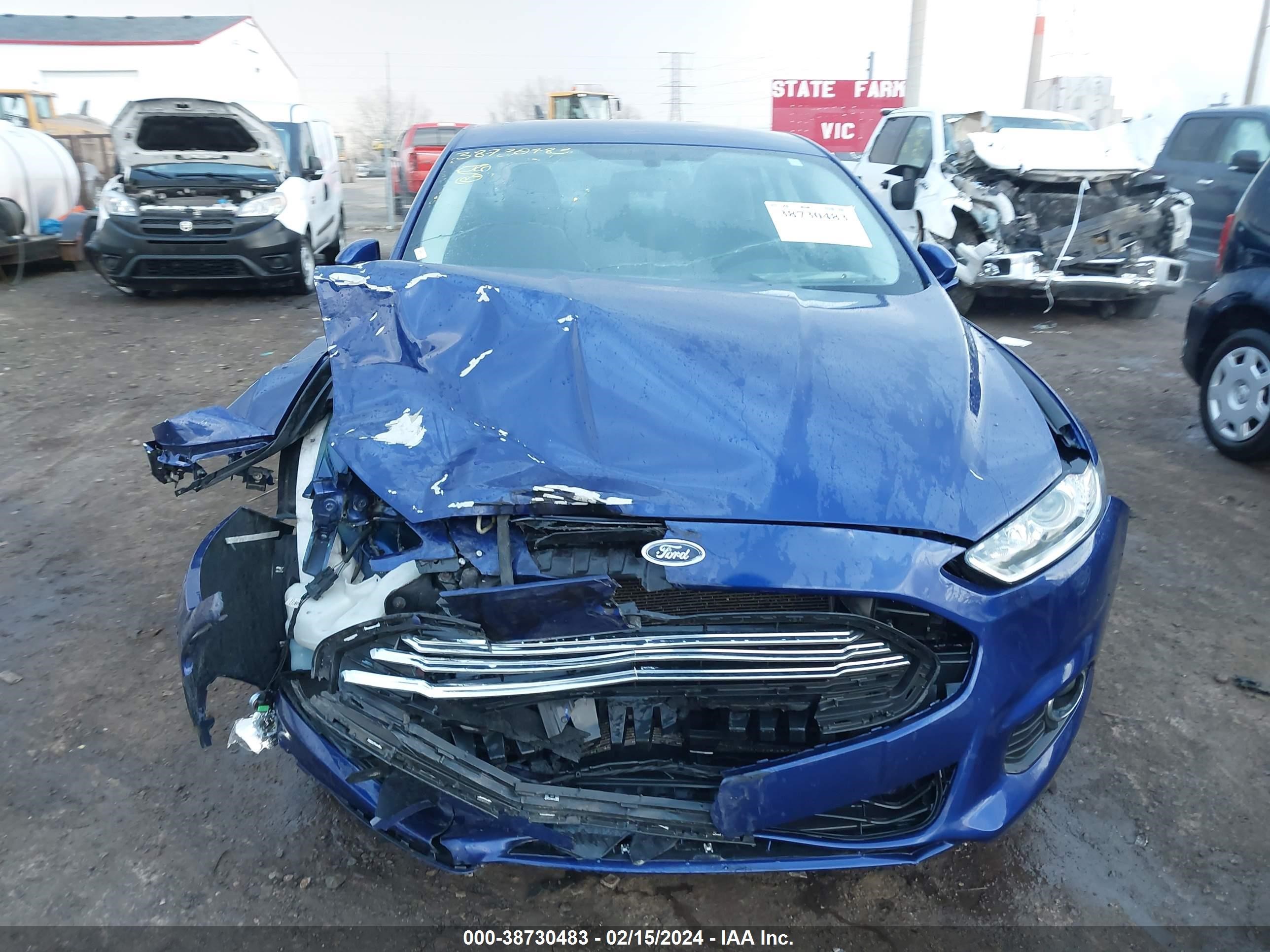 Photo 11 VIN: 3FA6P0H76GR313058 - FORD FUSION 