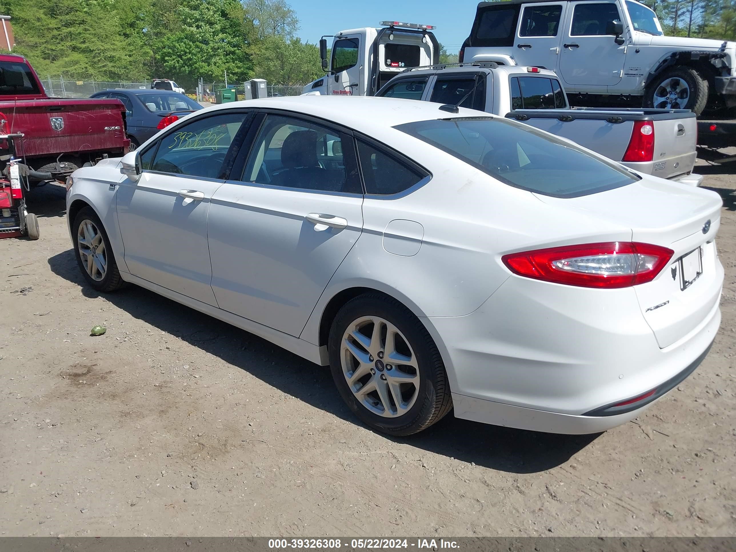 Photo 2 VIN: 3FA6P0H76GR349168 - FORD FUSION 