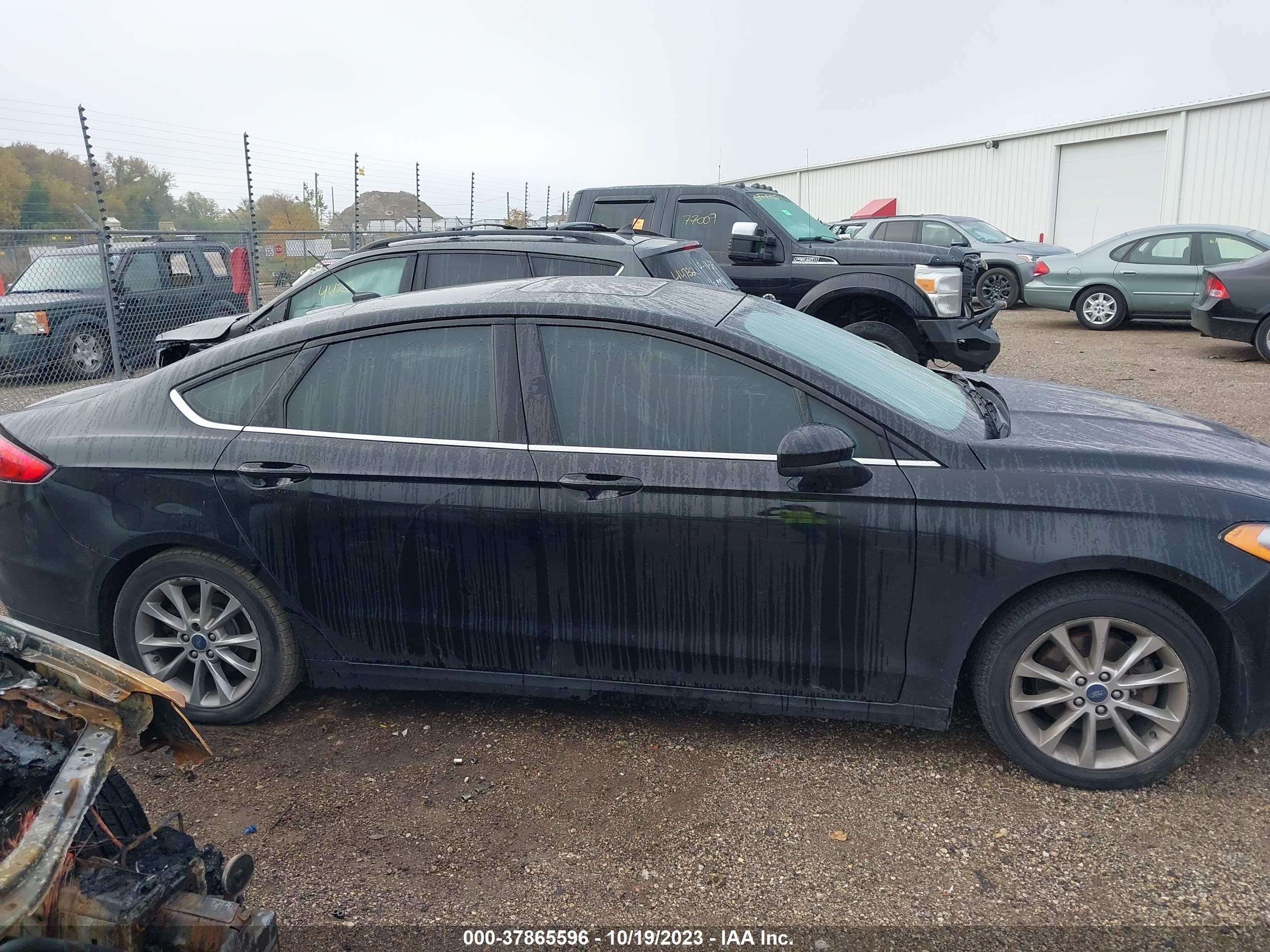 Photo 12 VIN: 3FA6P0H76HR148792 - FORD FUSION 