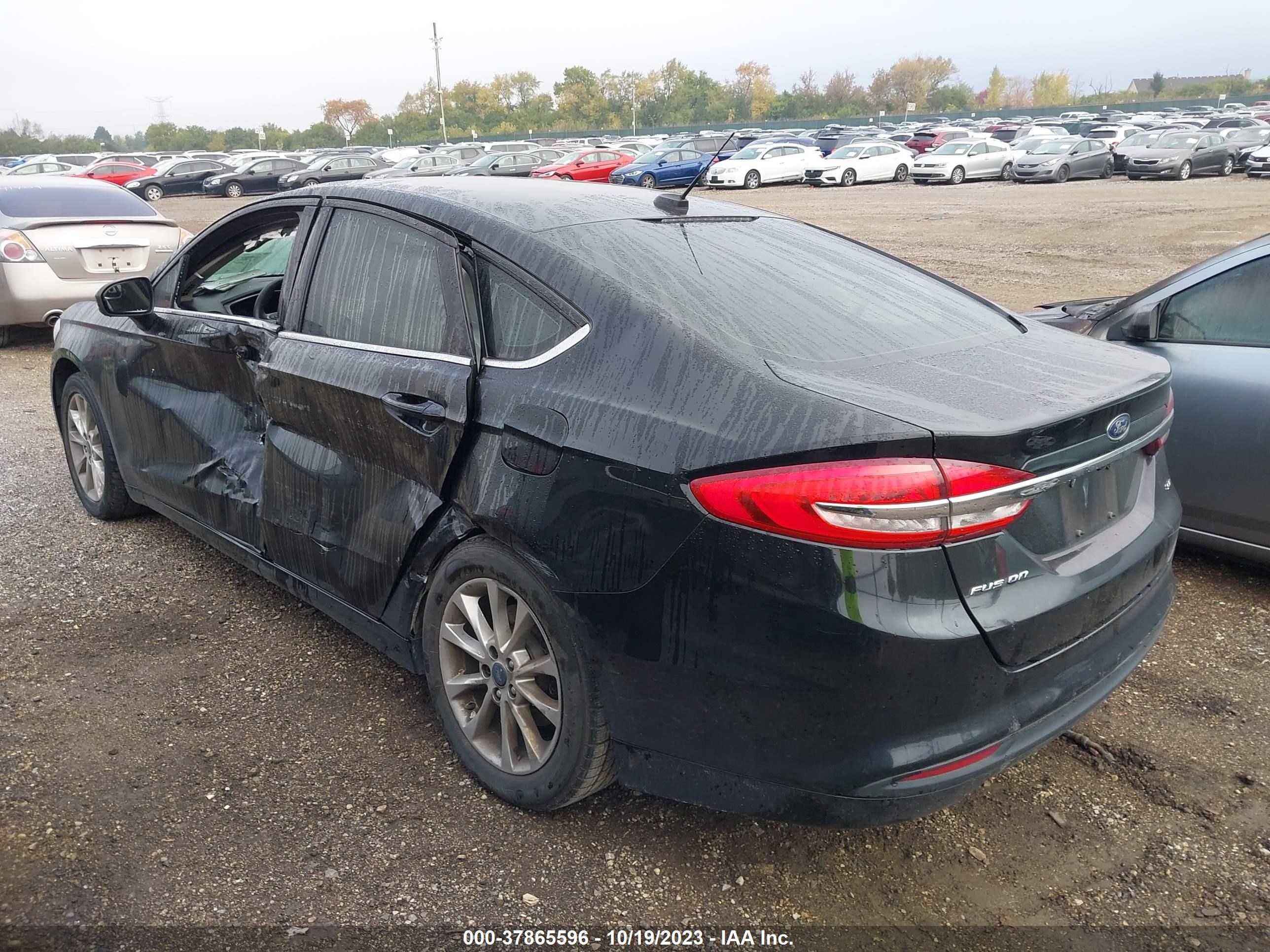 Photo 2 VIN: 3FA6P0H76HR148792 - FORD FUSION 