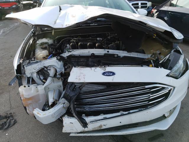 Photo 8 VIN: 3FA6P0H76HR199838 - FORD FUSION 