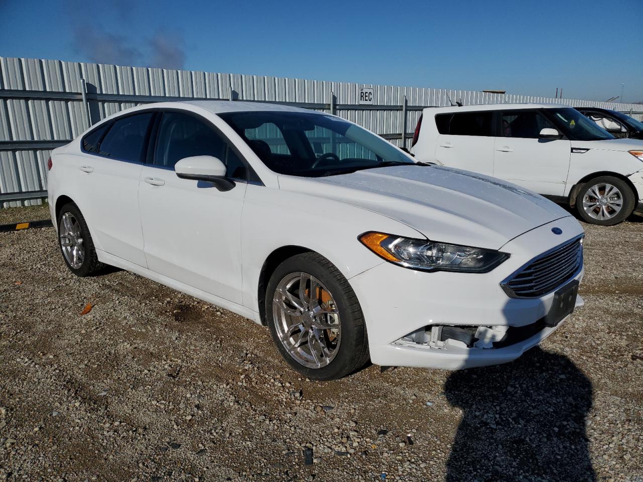 Photo 3 VIN: 3FA6P0H76HR207677 - FORD FUSION 