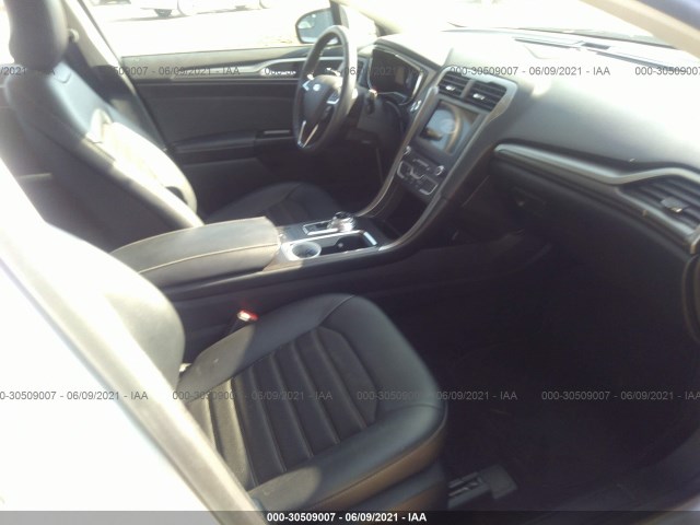 Photo 4 VIN: 3FA6P0H76HR398369 - FORD FUSION 