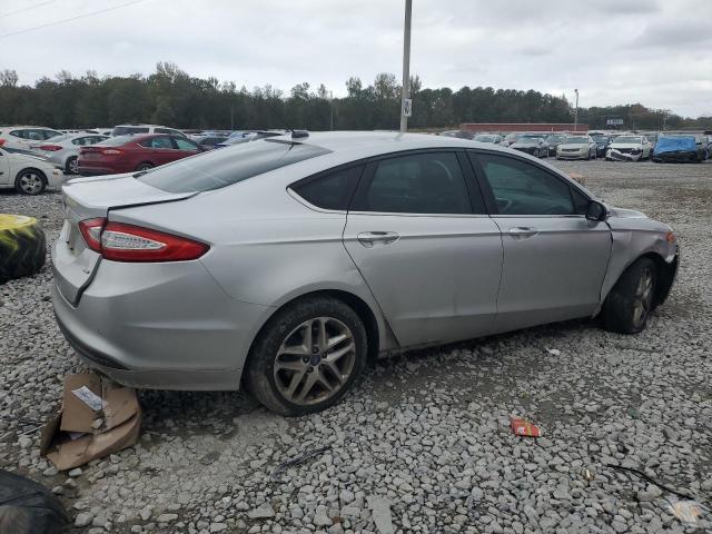 Photo 2 VIN: 3FA6P0H77DR232789 - FORD FUSION SE 