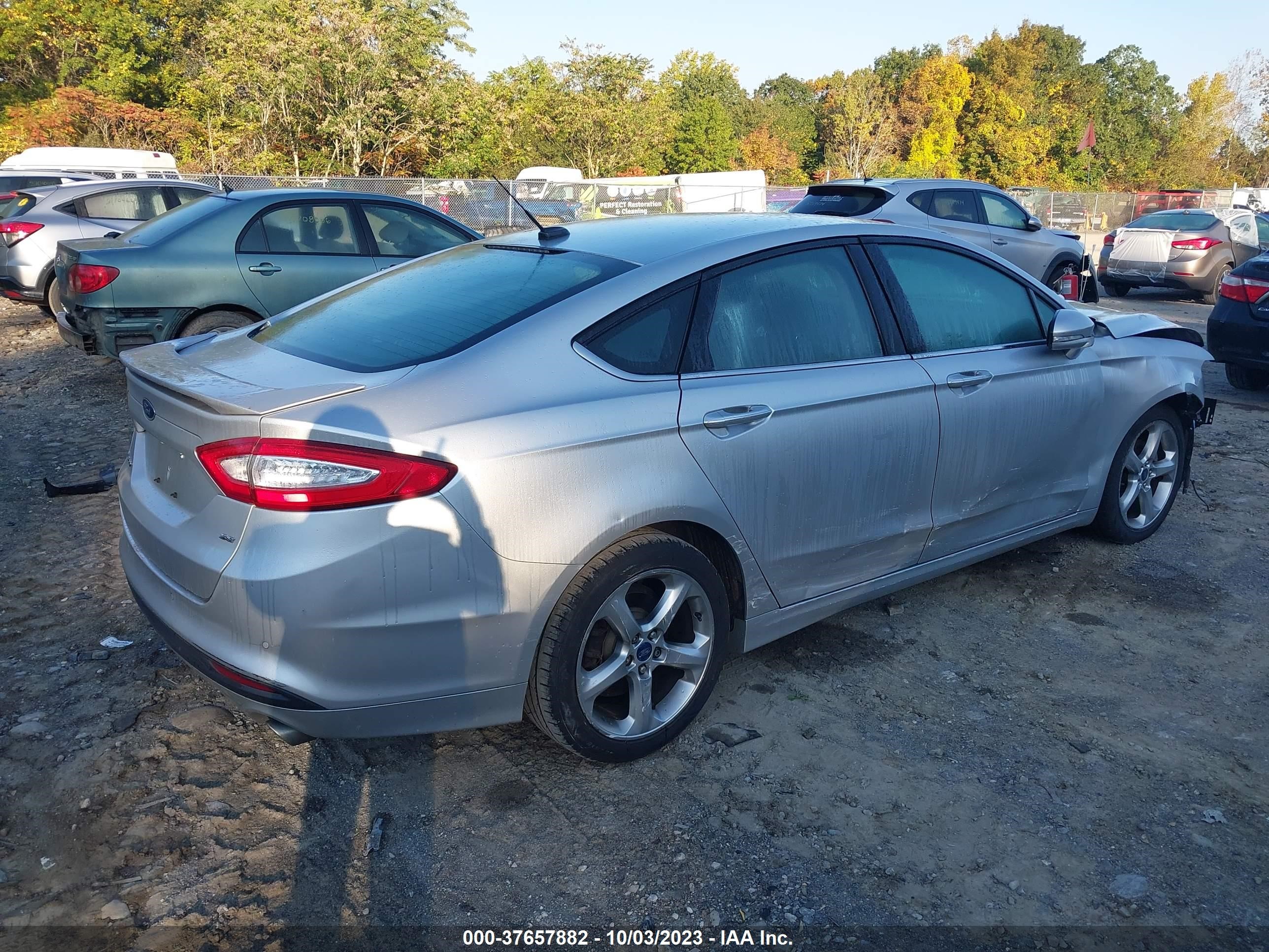 Photo 3 VIN: 3FA6P0H77ER310618 - FORD FUSION 