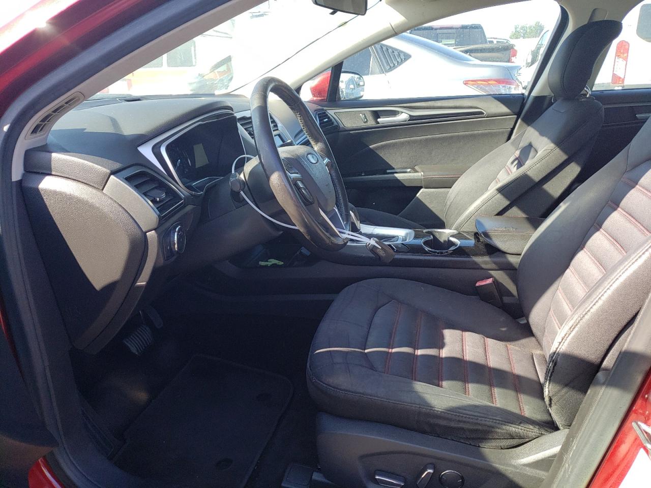 Photo 6 VIN: 3FA6P0H77ER357406 - FORD FUSION 