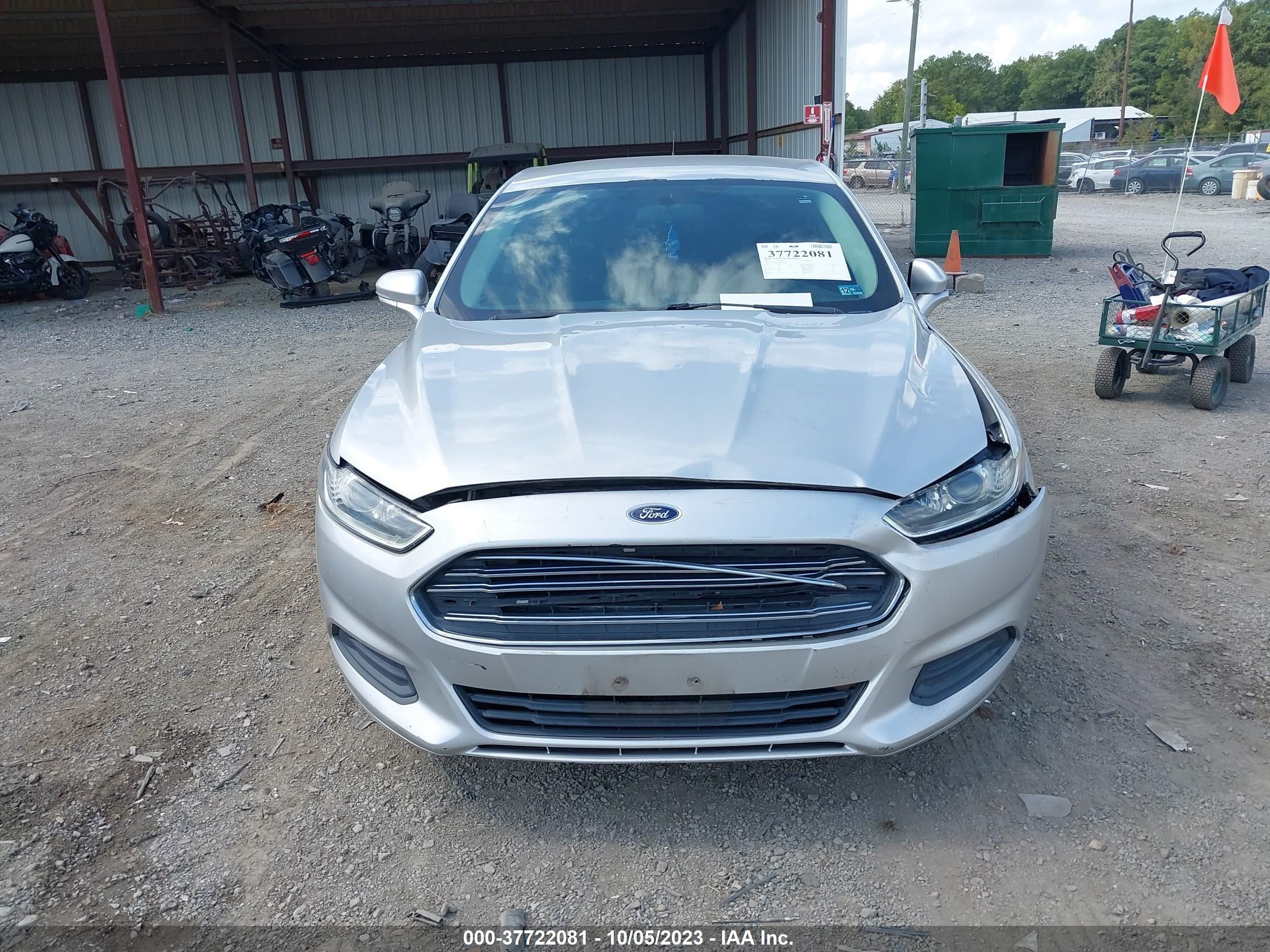 Photo 11 VIN: 3FA6P0H77FR130296 - FORD FUSION 