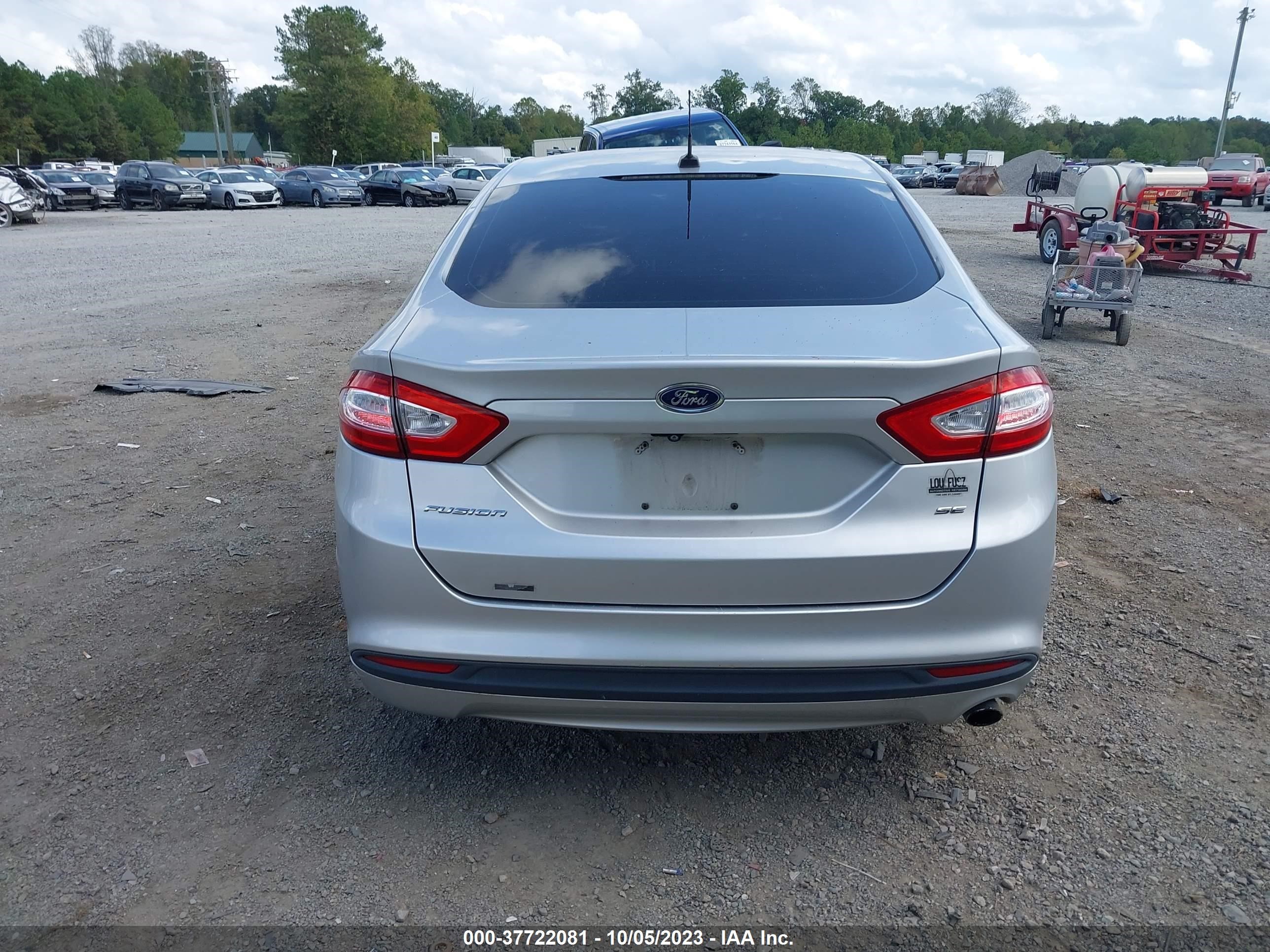 Photo 15 VIN: 3FA6P0H77FR130296 - FORD FUSION 