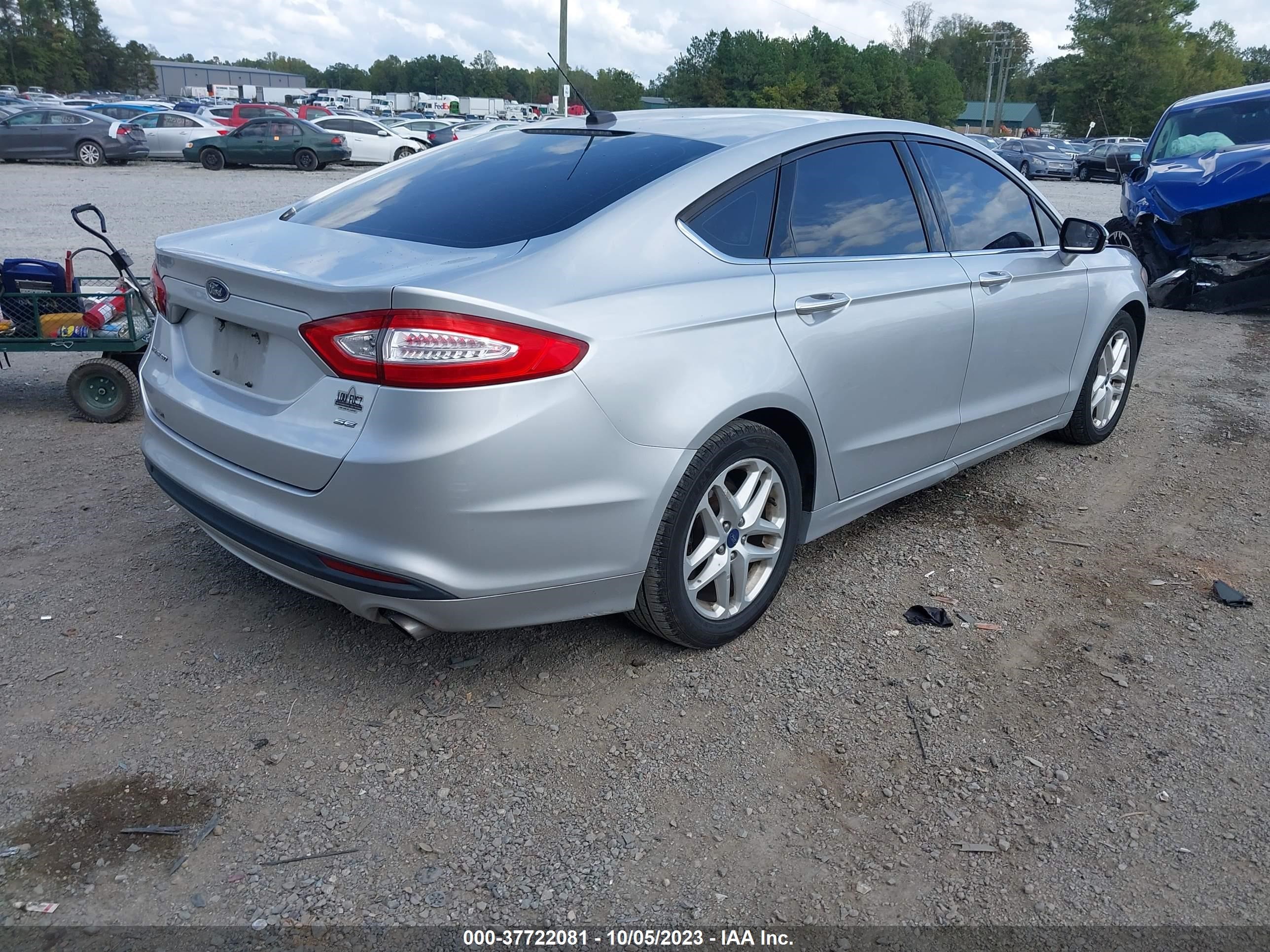 Photo 3 VIN: 3FA6P0H77FR130296 - FORD FUSION 