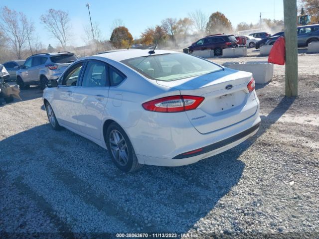 Photo 2 VIN: 3FA6P0H77FR150466 - FORD FUSION 