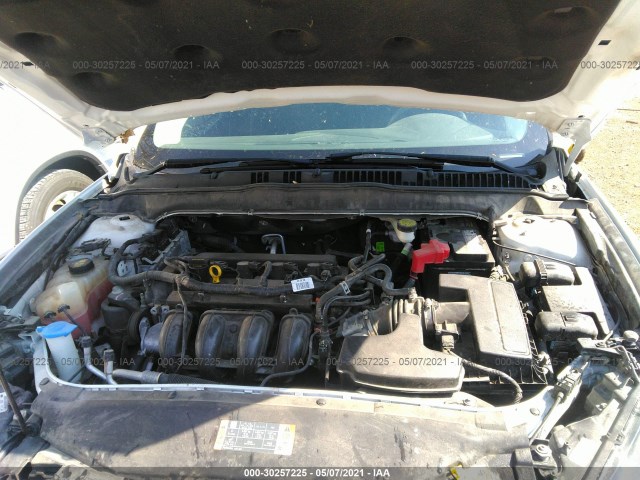 Photo 9 VIN: 3FA6P0H77FR164058 - FORD FUSION 