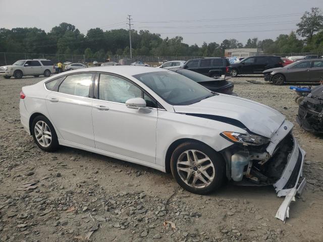 Photo 3 VIN: 3FA6P0H77FR172581 - FORD FUSION SE 