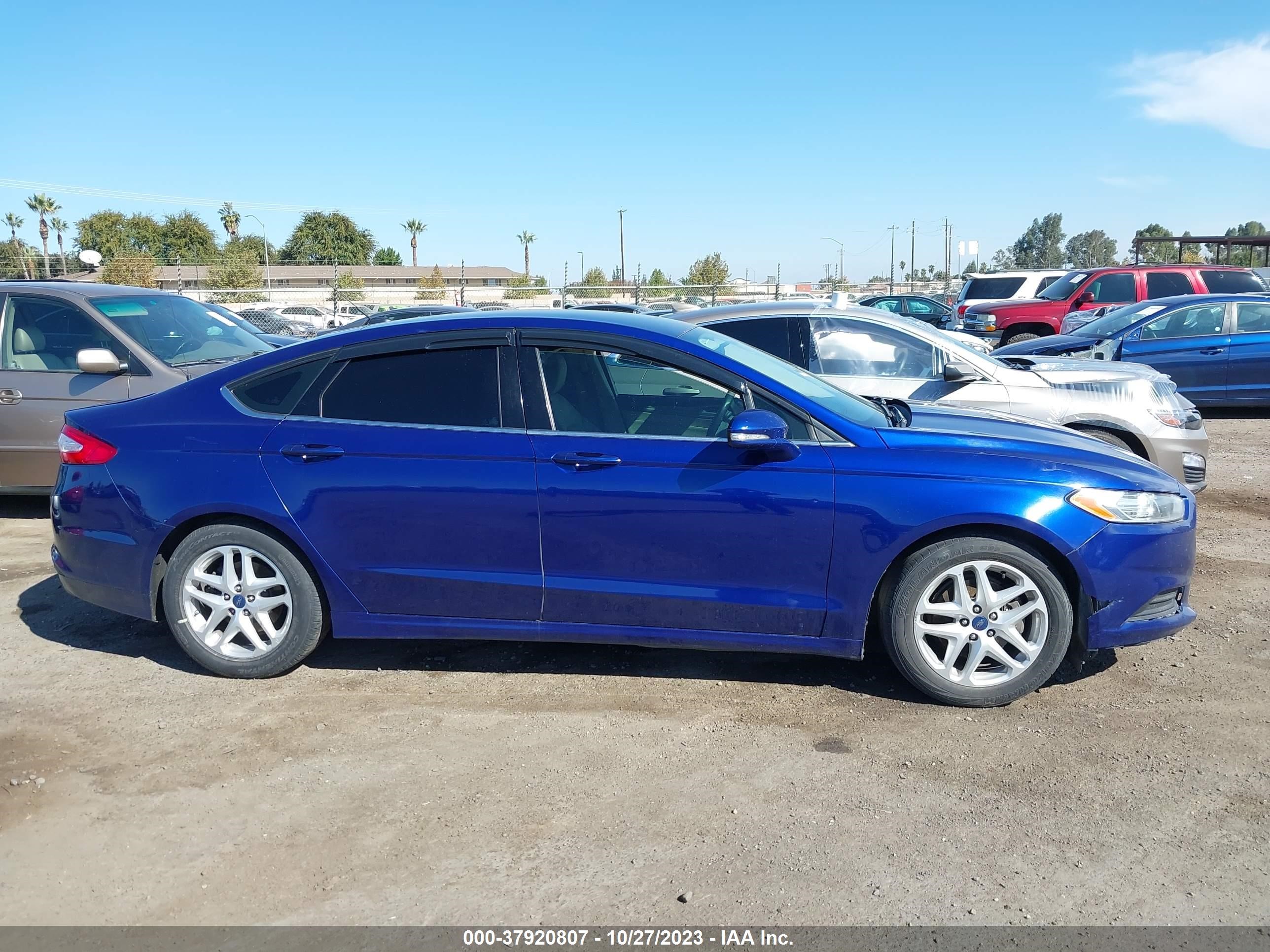 Photo 11 VIN: 3FA6P0H77FR229457 - FORD FUSION 