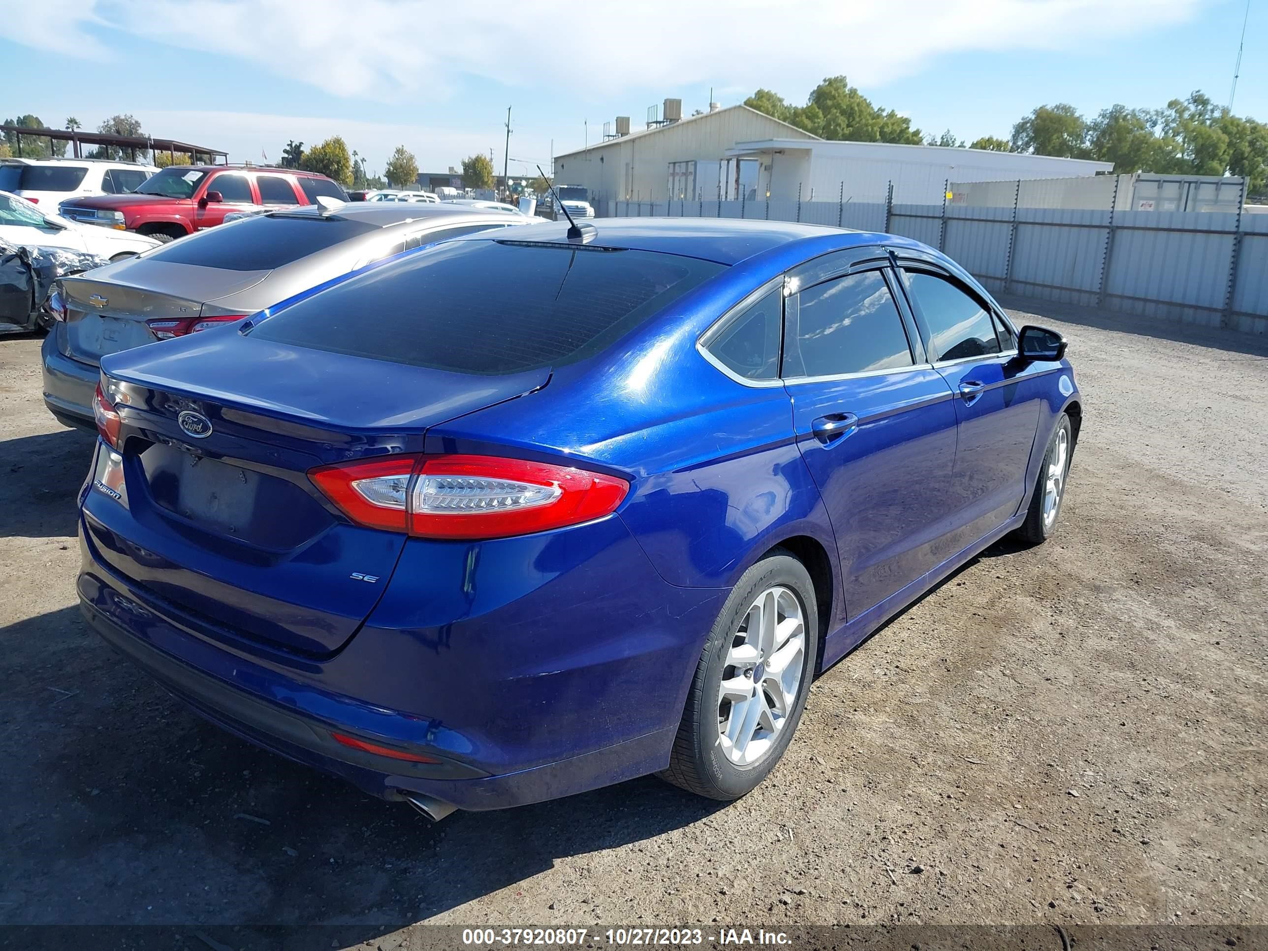 Photo 2 VIN: 3FA6P0H77FR229457 - FORD FUSION 