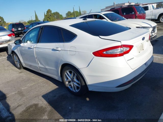 Photo 2 VIN: 3FA6P0H77FR247909 - FORD FUSION 