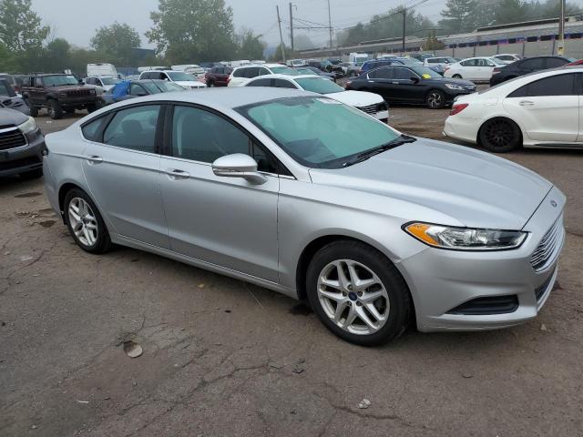 Photo 3 VIN: 3FA6P0H77FR260997 - FORD FUSION SE 