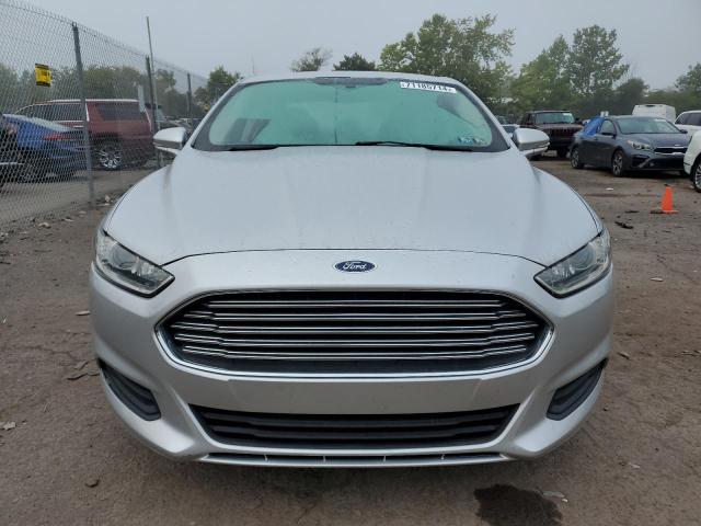 Photo 4 VIN: 3FA6P0H77FR260997 - FORD FUSION SE 