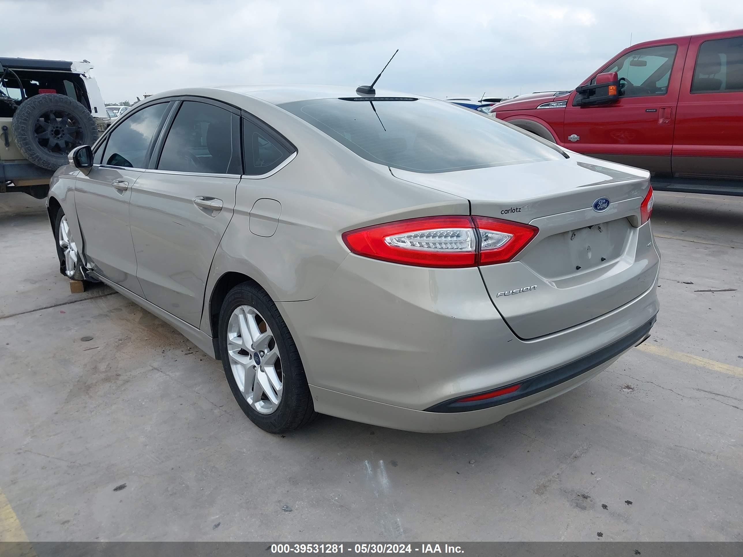 Photo 2 VIN: 3FA6P0H77FR283406 - FORD FUSION 