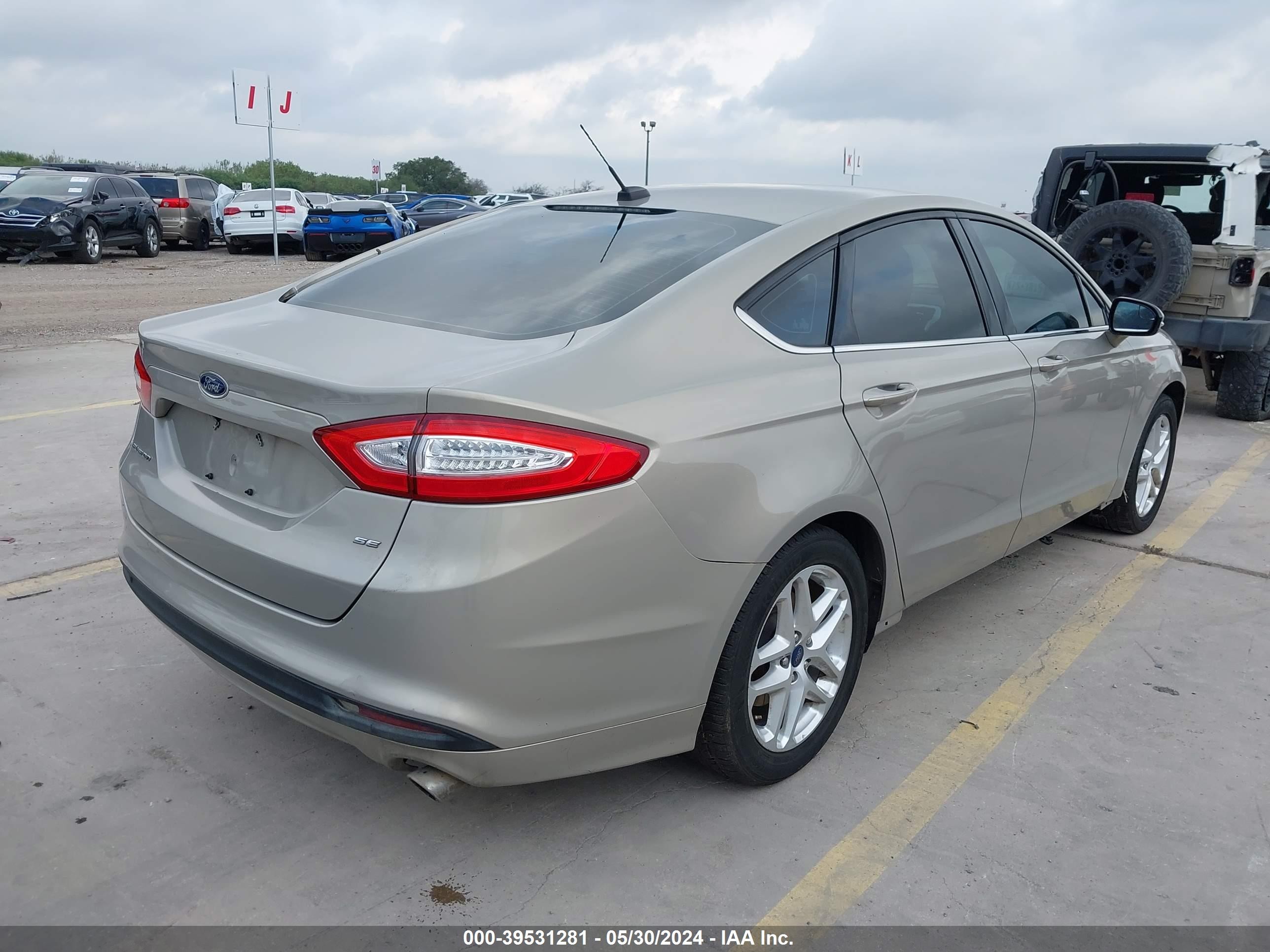 Photo 3 VIN: 3FA6P0H77FR283406 - FORD FUSION 