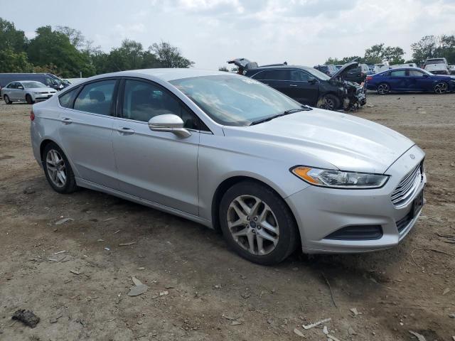 Photo 3 VIN: 3FA6P0H77GR102743 - FORD FUSION SE 