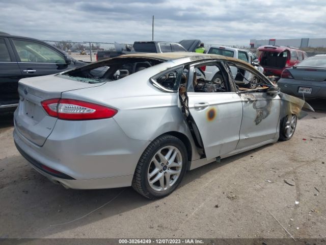 Photo 3 VIN: 3FA6P0H77GR118781 - FORD FUSION 