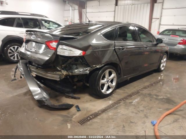 Photo 3 VIN: 3FA6P0H77GR186742 - FORD FUSION 