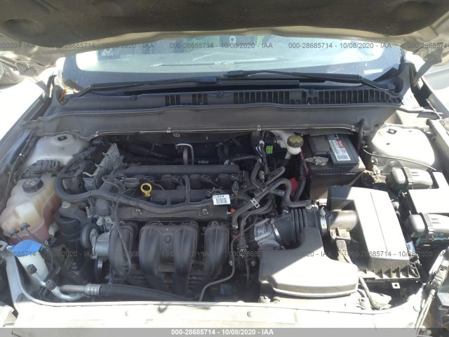 Photo 9 VIN: 3FA6P0H77GR200042 - FORD FUSION 