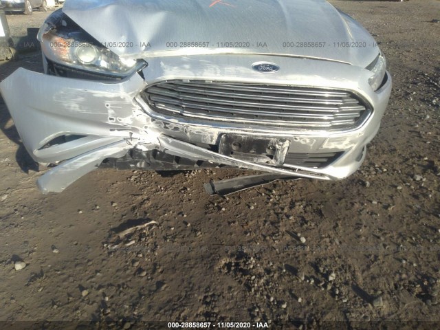 Photo 5 VIN: 3FA6P0H77GR210117 - FORD FUSION 