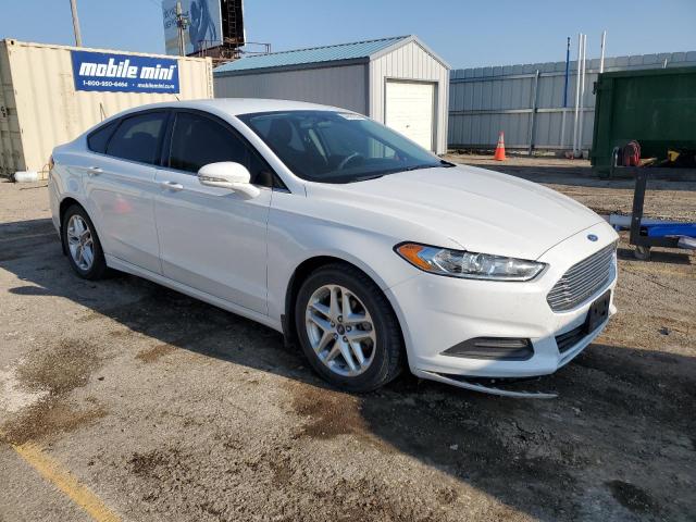 Photo 3 VIN: 3FA6P0H77GR239620 - FORD FUSION SE 