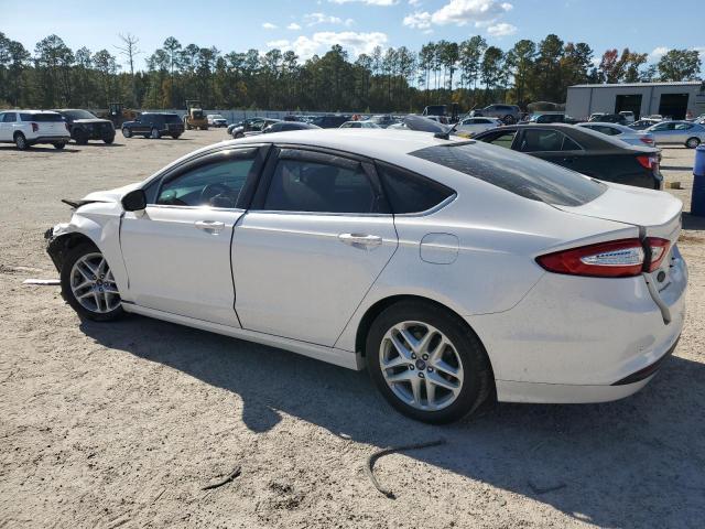 Photo 1 VIN: 3FA6P0H77GR310900 - FORD FUSION SE 