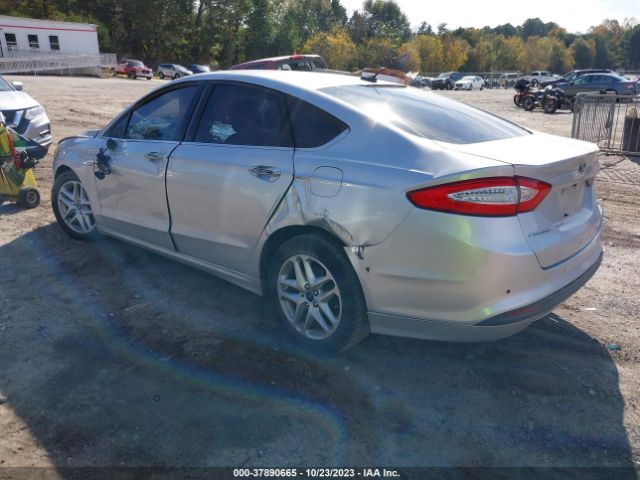 Photo 2 VIN: 3FA6P0H77GR318155 - FORD FUSION 