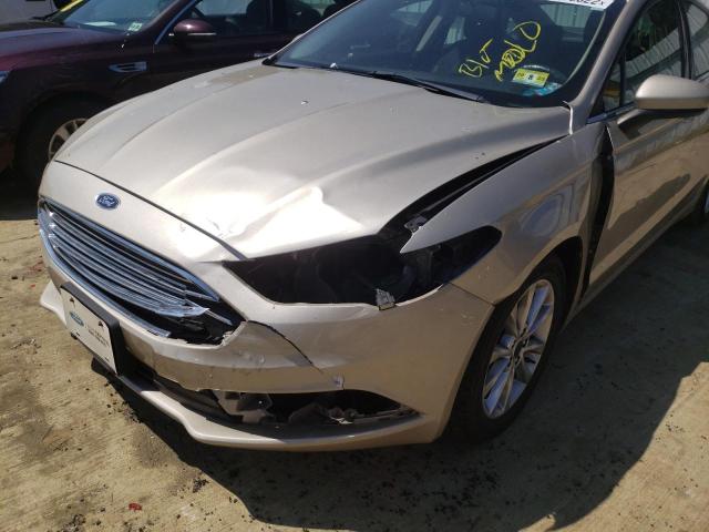 Photo 8 VIN: 3FA6P0H77HR102405 - FORD FUSION SE 