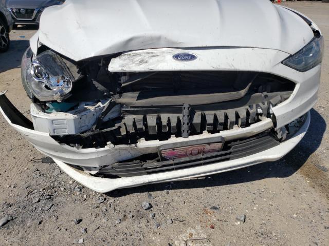 Photo 8 VIN: 3FA6P0H77HR111654 - FORD FUSION SE 