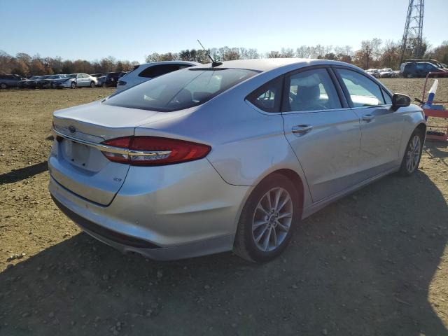 Photo 3 VIN: 3FA6P0H77HR174317 - FORD FUSION SE 