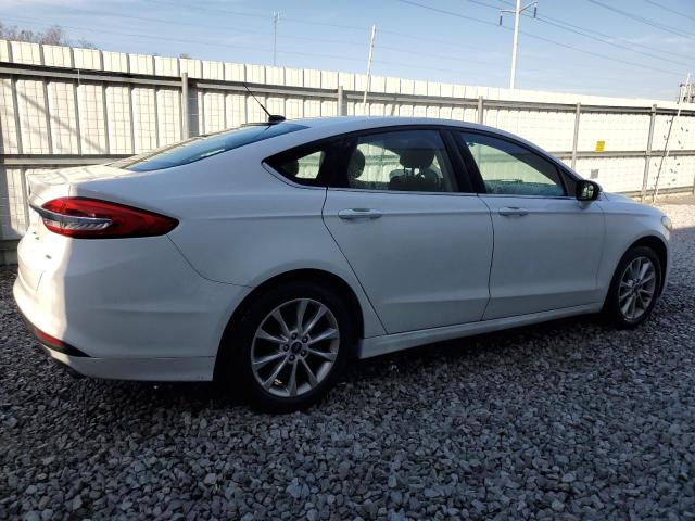 Photo 2 VIN: 3FA6P0H77HR213651 - FORD FUSION SE 