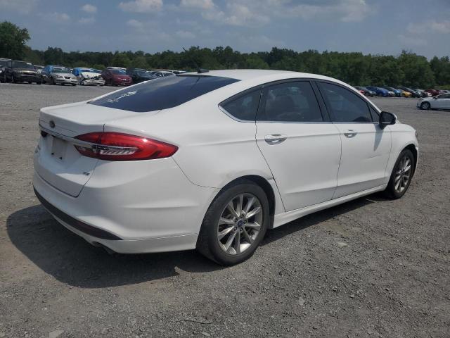 Photo 2 VIN: 3FA6P0H77HR278788 - FORD FUSION SE 