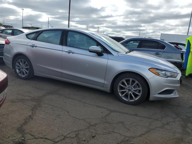 Photo 3 VIN: 3FA6P0H77HR334700 - FORD FUSION SE 